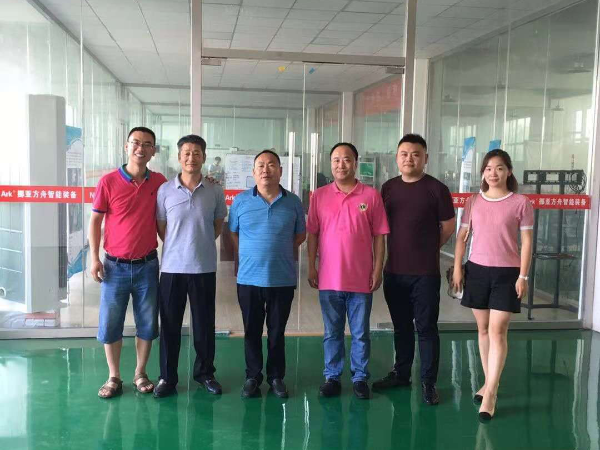 無錫淮安商會走訪挪亞方舟自動化檢測設(shè)備