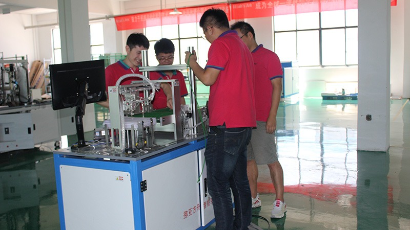 全自動(dòng)檢測(cè)設(shè)備