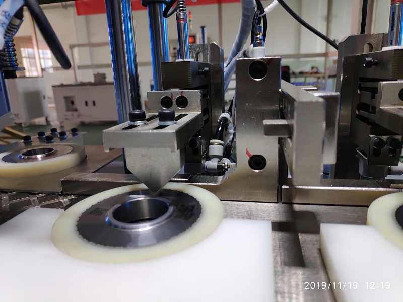 自動化檢測設(shè)備尺寸檢測