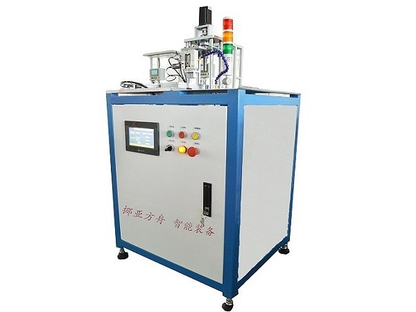 尺寸在線(xiàn)全檢機(jī)-配套機(jī)械手