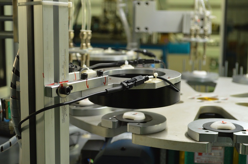 自動(dòng)化檢測(cè)設(shè)備—全檢機(jī)